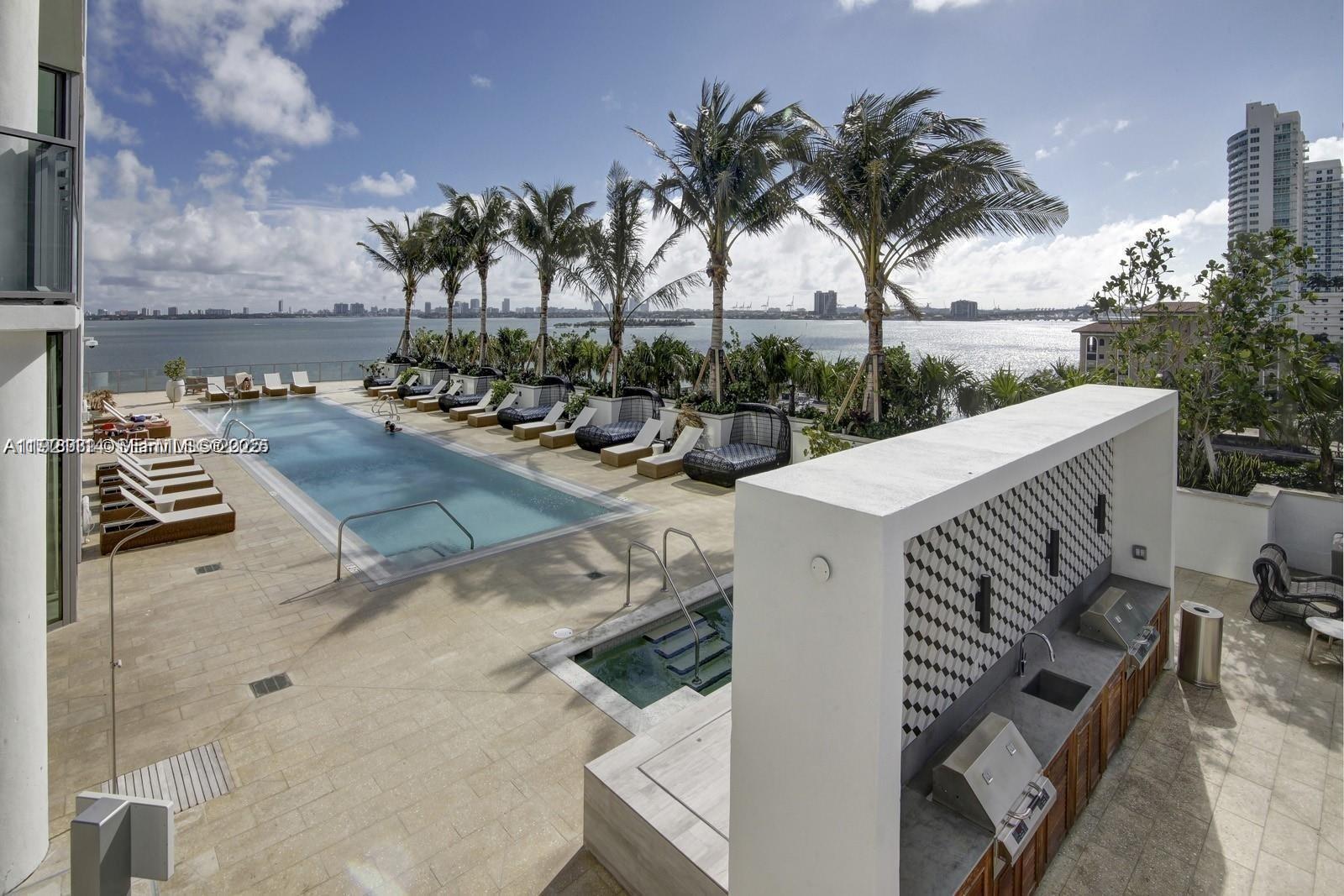 BISCAYNE BEACH CONDO - Residential