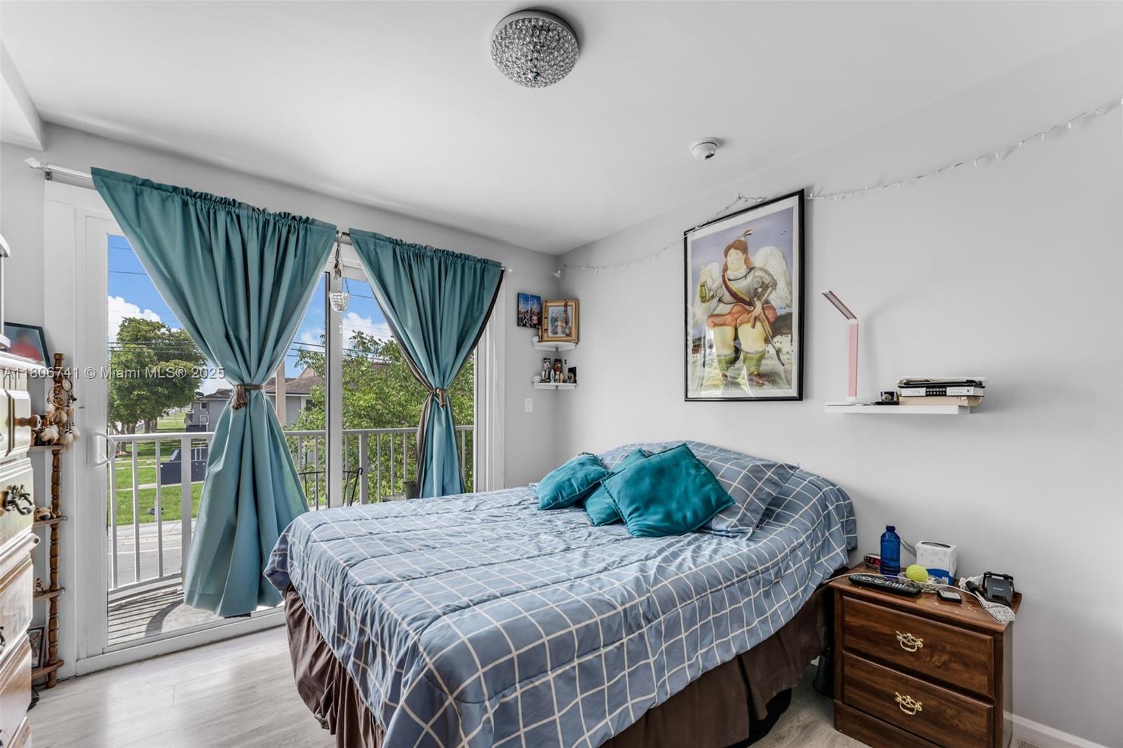 PARADISE GARDENS - Residential