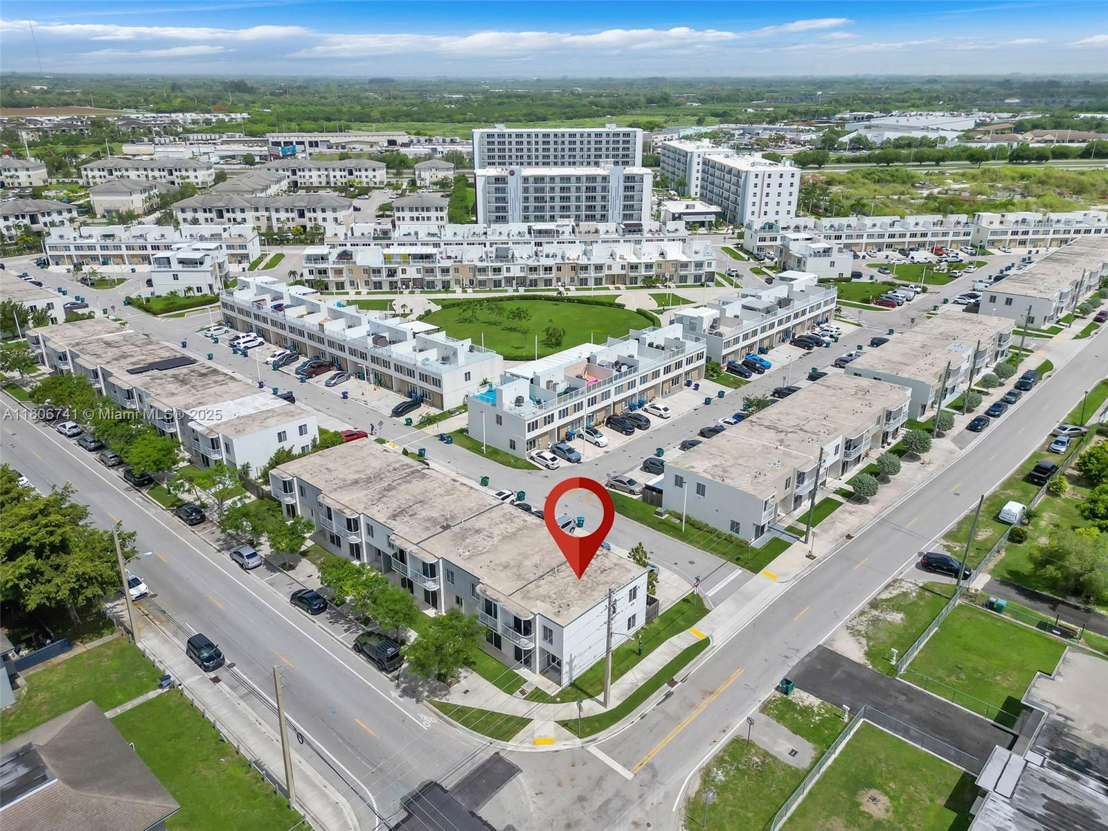 PARADISE GARDENS - Residential