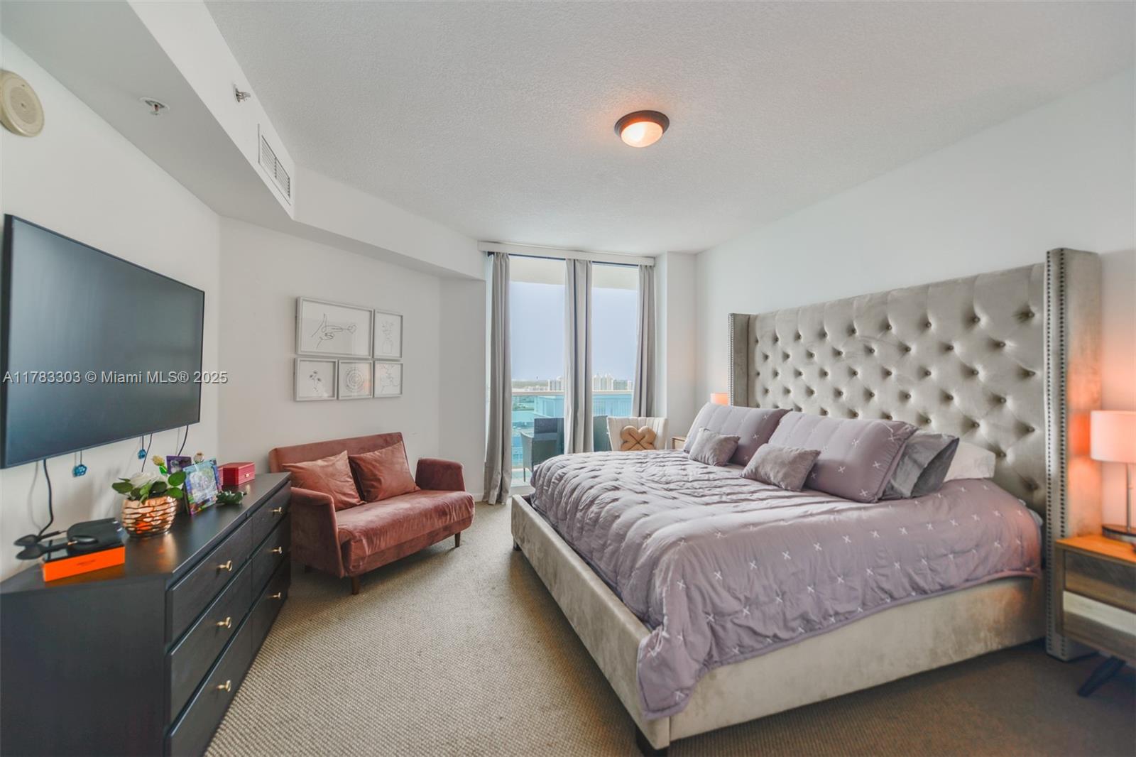 THE BRIDGEWATER CONDO - Residential