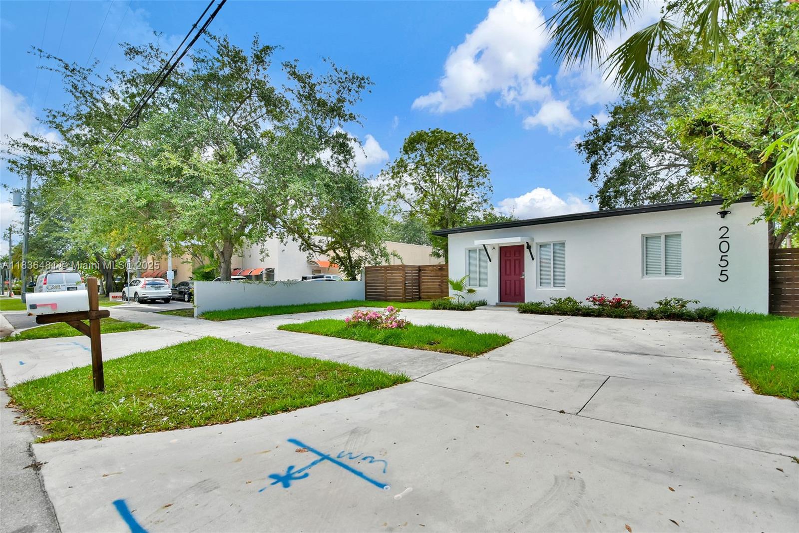 2055 NE 140th St, North Miami Beach, FL, 33181/$995,000 1 2055 NE 140th St