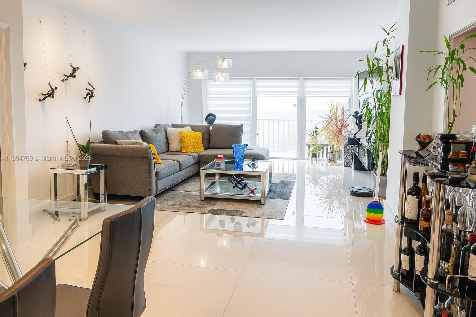 ARLEN HOUSE WEST CONDO - Residential Lease