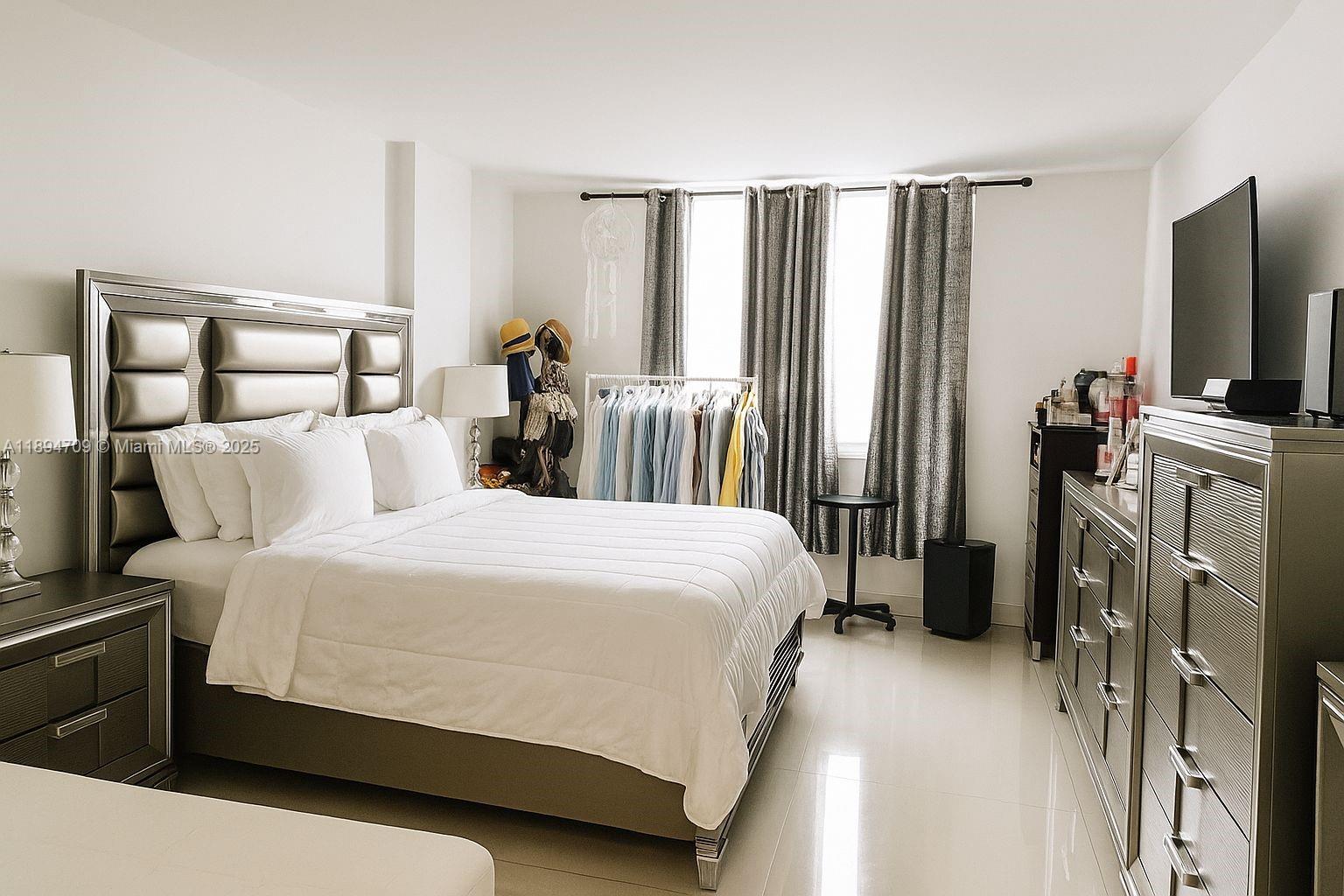 ARLEN HOUSE WEST CONDO - Residential Lease
