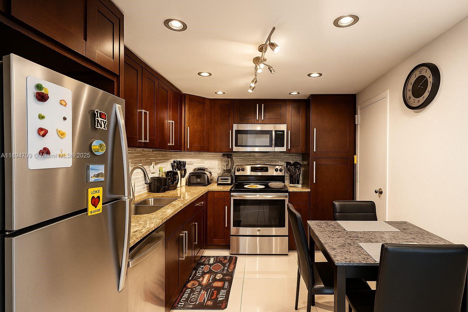 ARLEN HOUSE WEST CONDO - Residential Lease