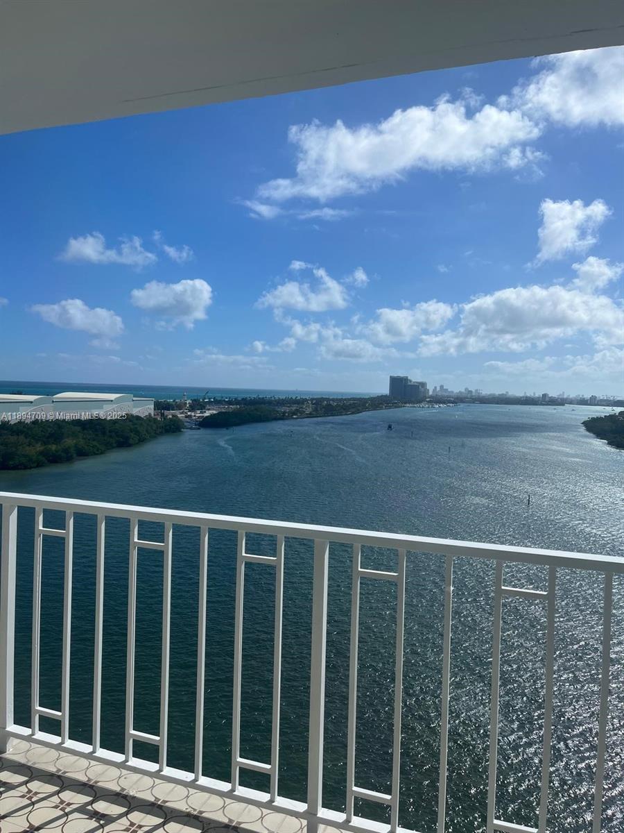 ARLEN HOUSE WEST CONDO - Residential Lease