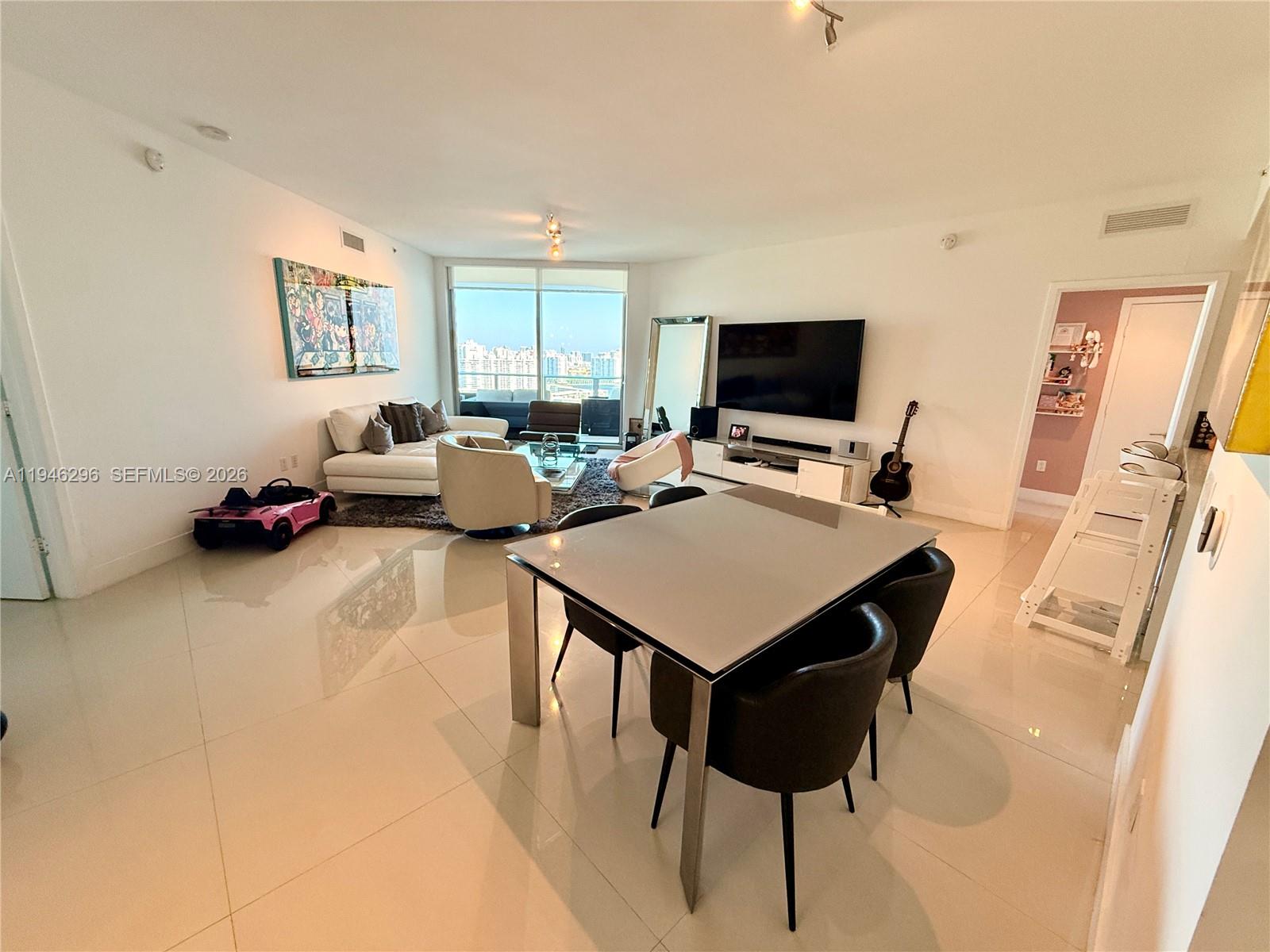 MARINA PALMS RESIDENCES N - Residential