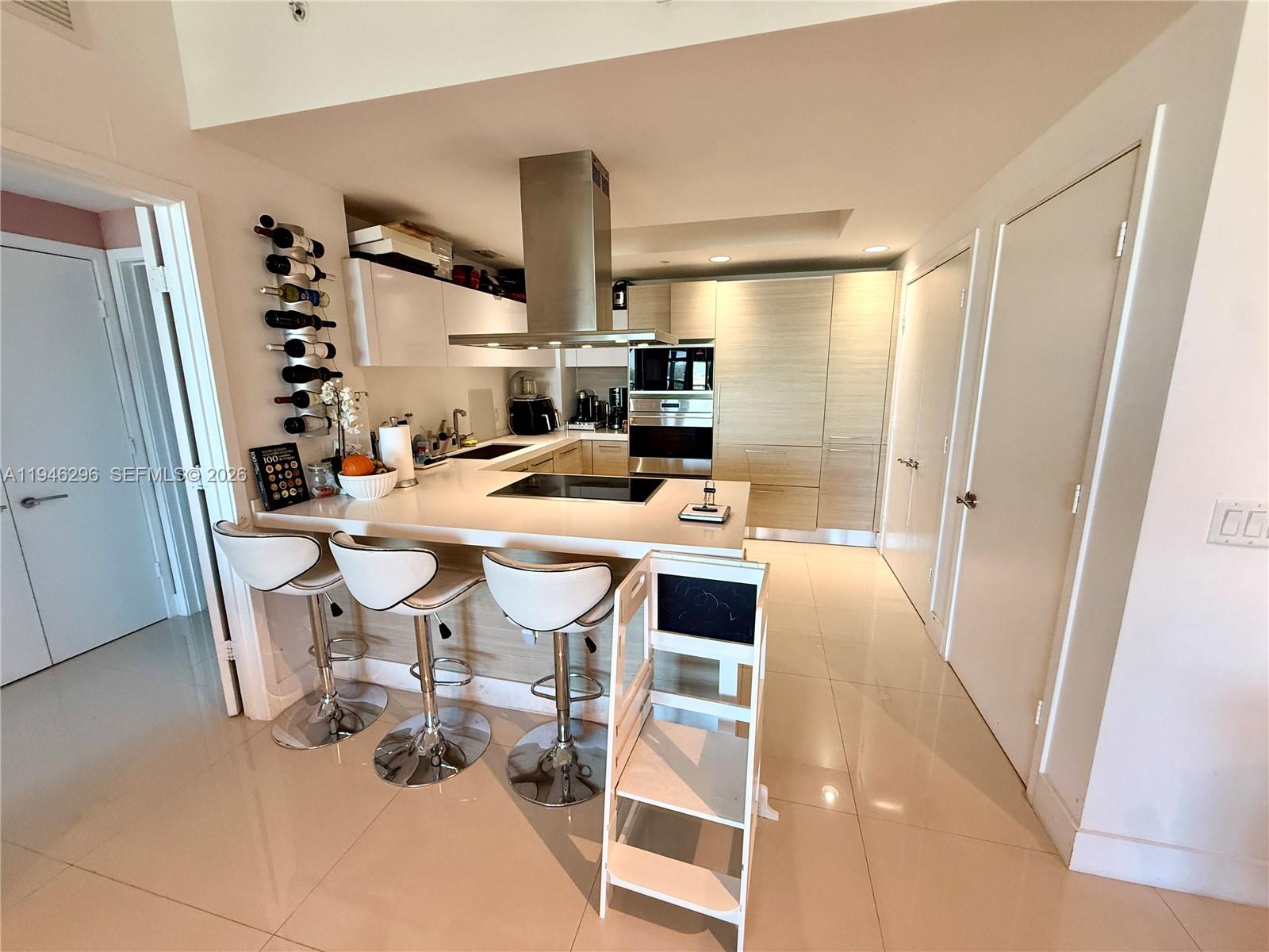 MARINA PALMS RESIDENCES N - Residential