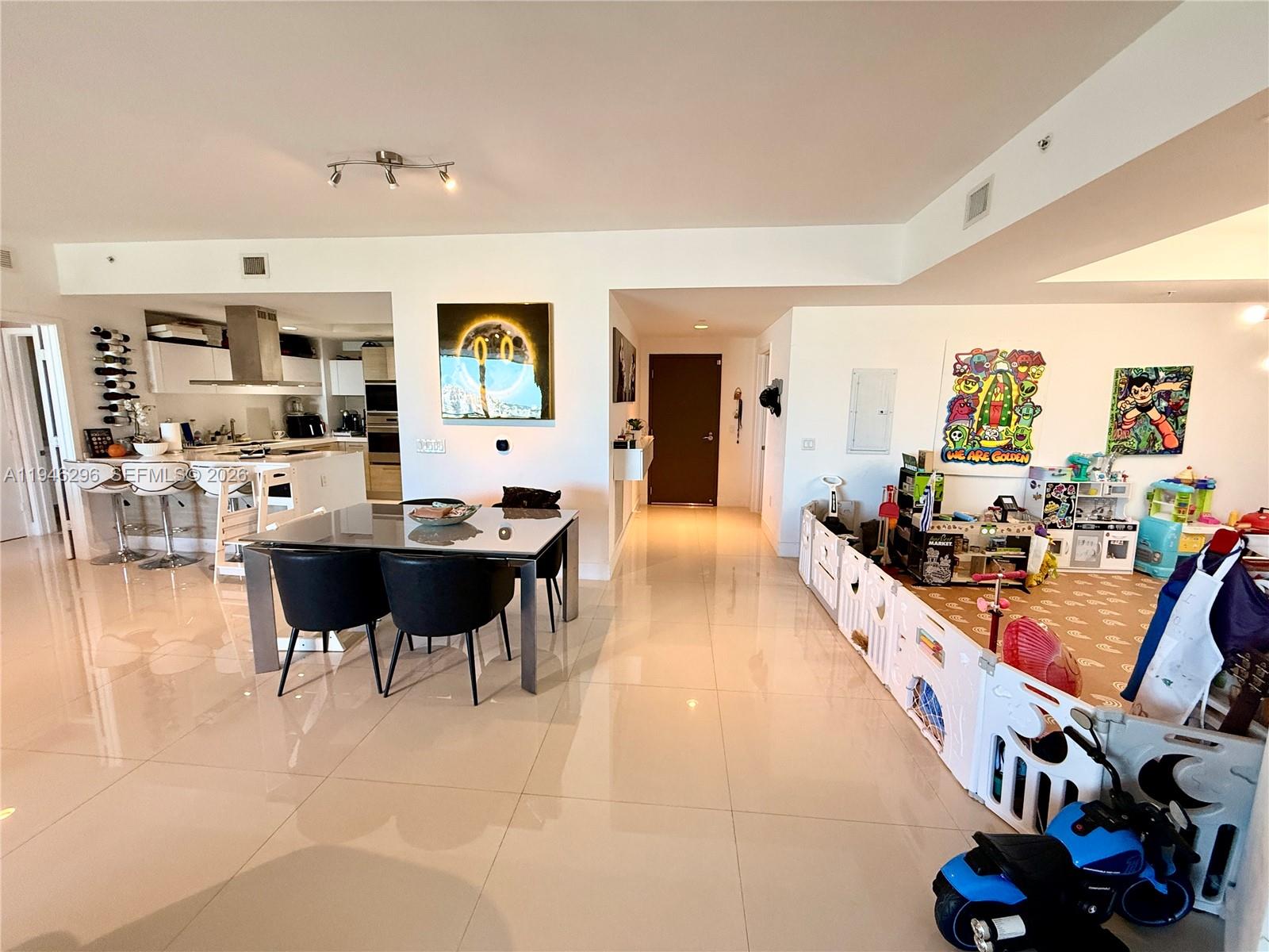 MARINA PALMS RESIDENCES N - Residential