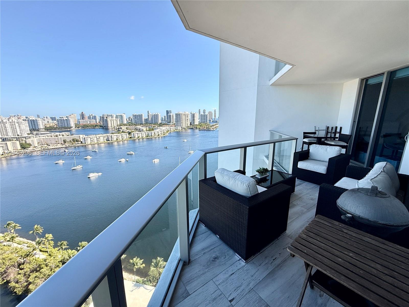 MARINA PALMS RESIDENCES N - Residential