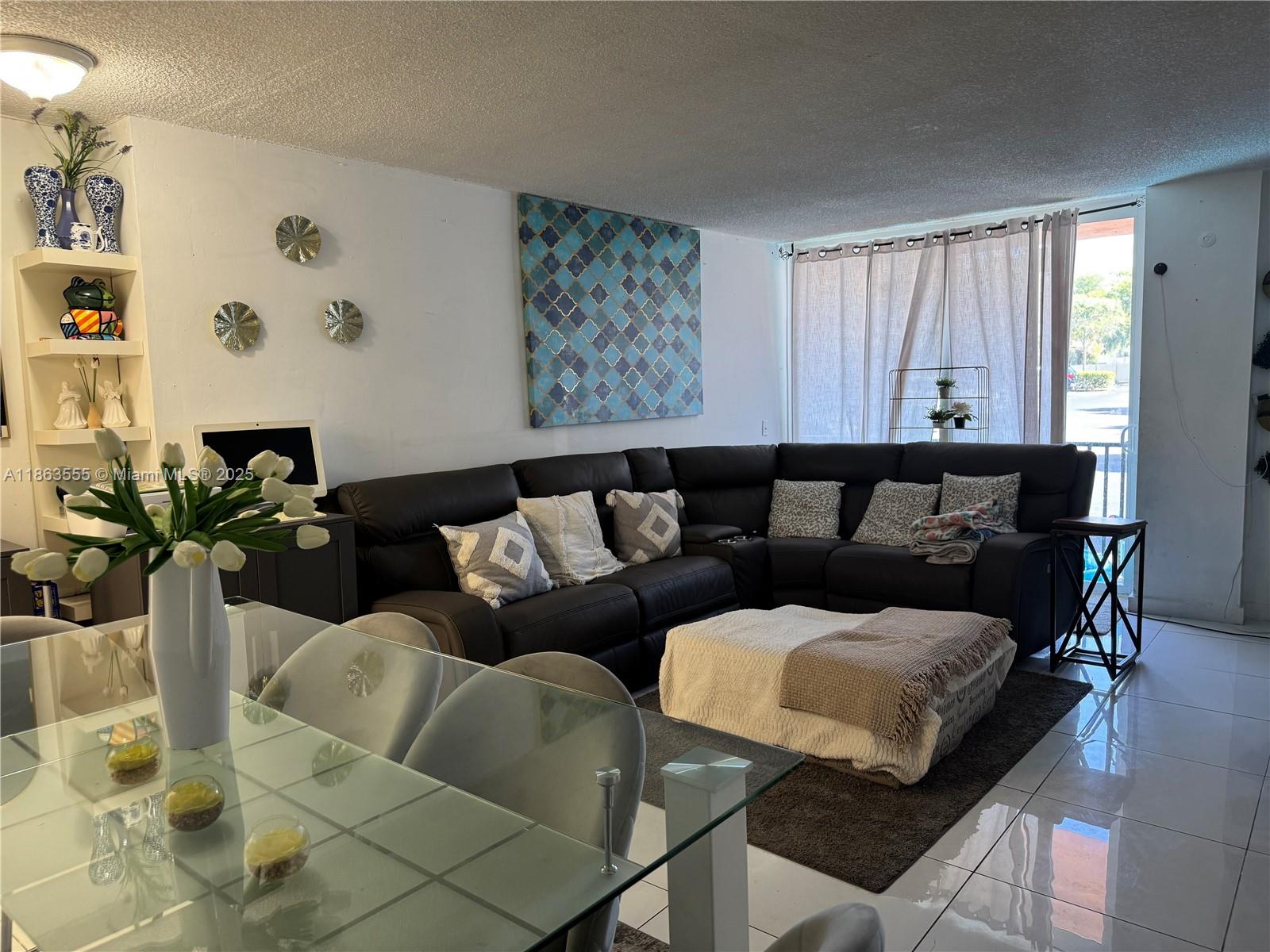 2075 NE 164th St 105