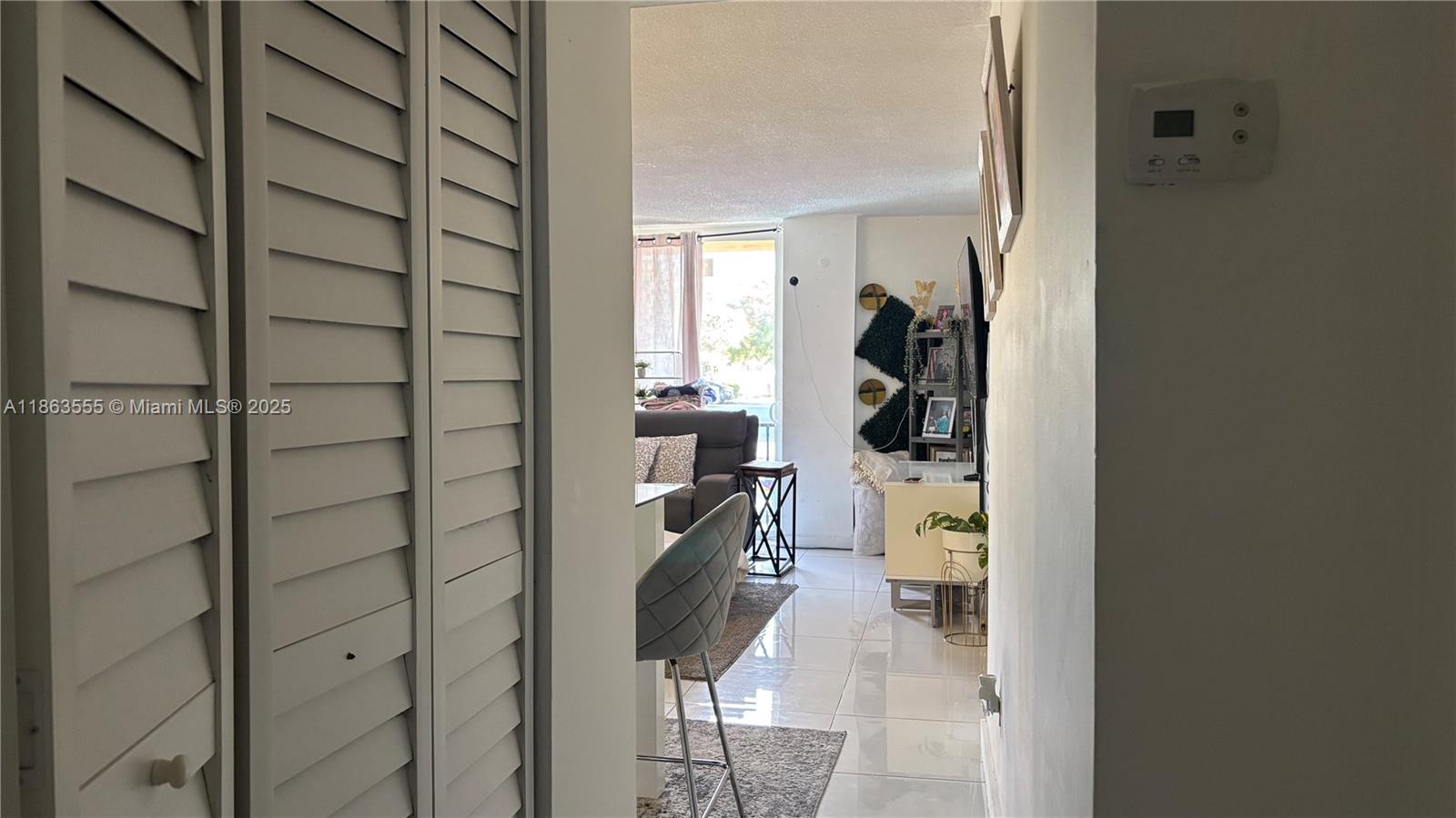 2075 NE 164th St 105