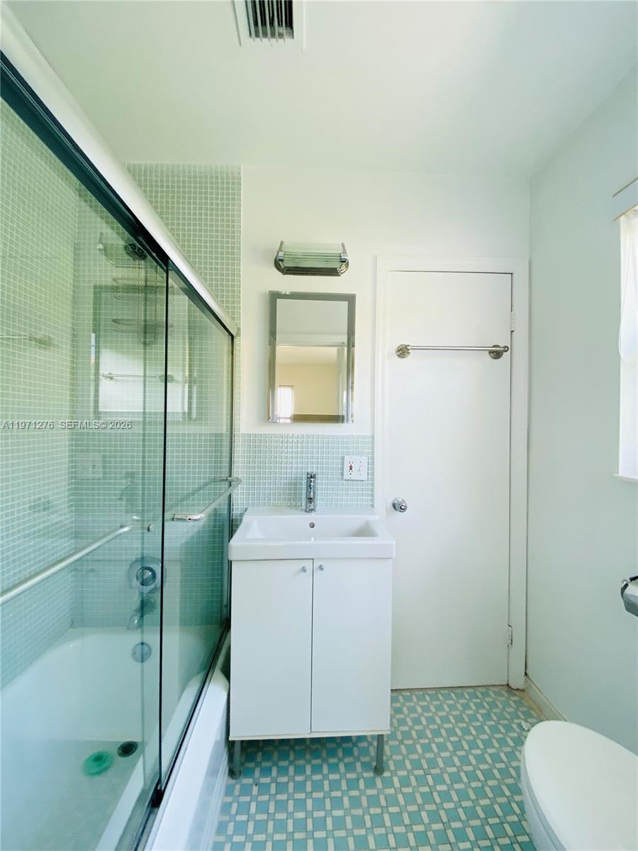 SECOND AMD PLAT OF NORMAN - Residential Lease