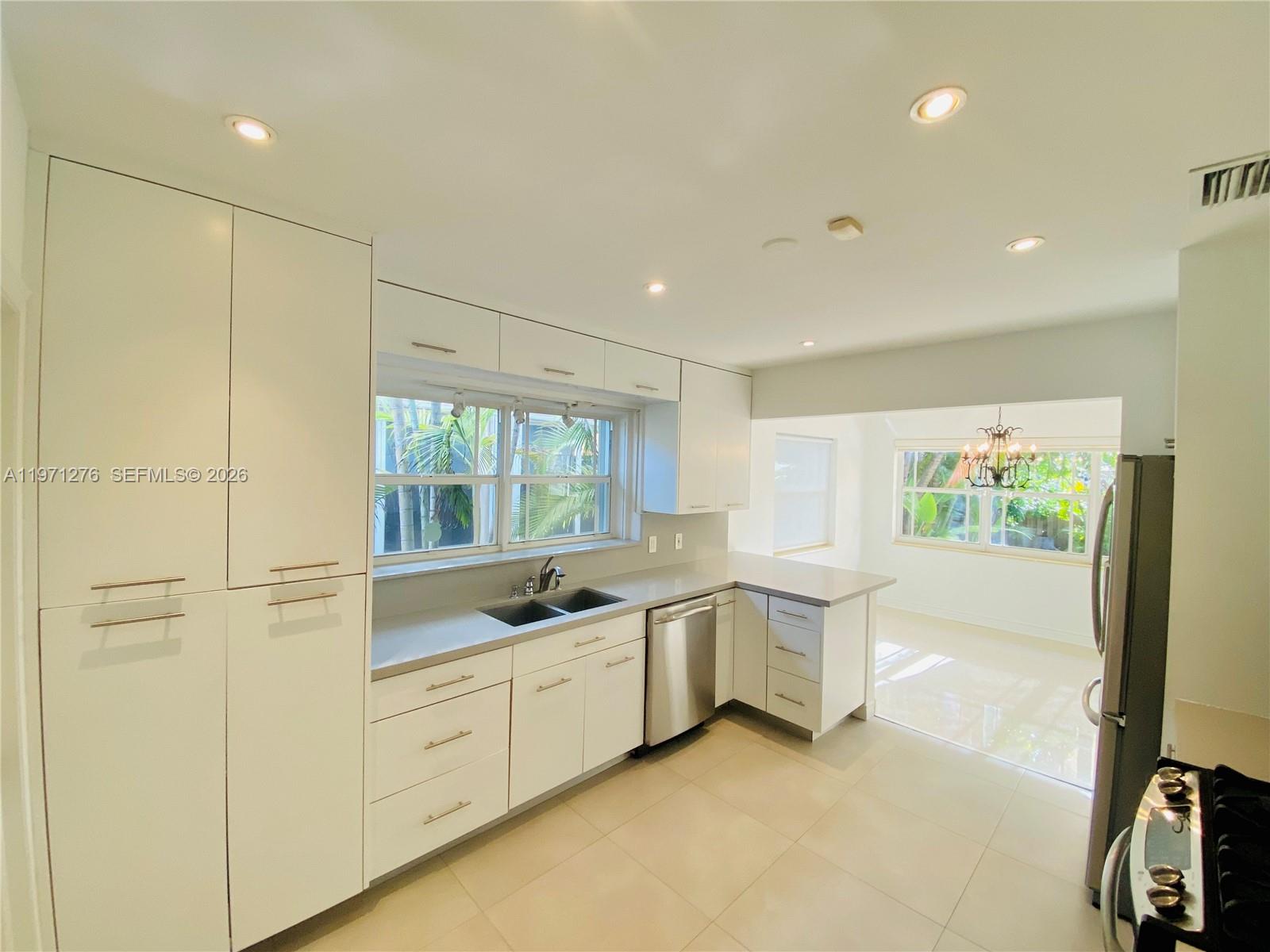 SECOND AMD PLAT OF NORMAN - Residential Lease