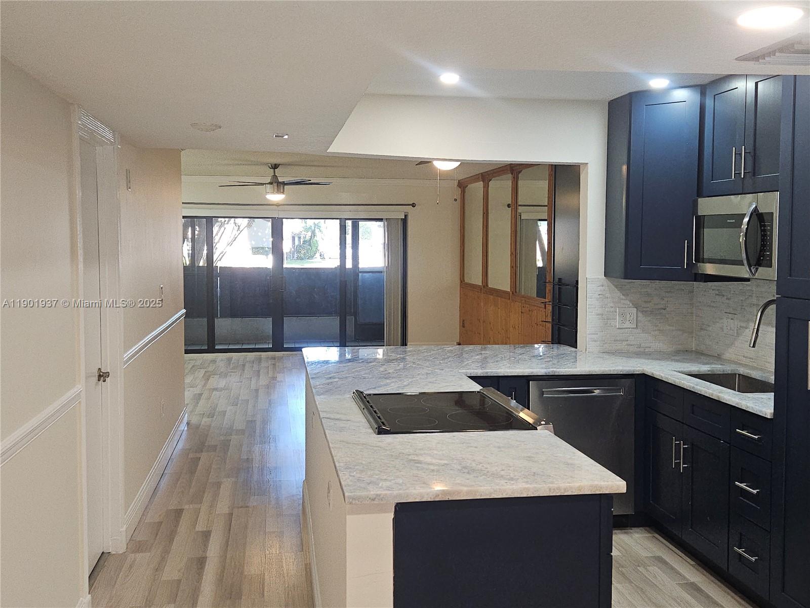 MANARANDA VILLAGE CONDO - Residential Lease