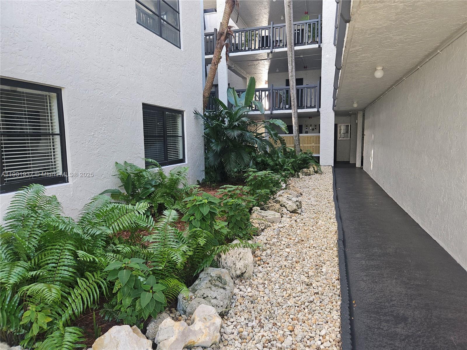 MANARANDA VILLAGE CONDO - Residential Lease