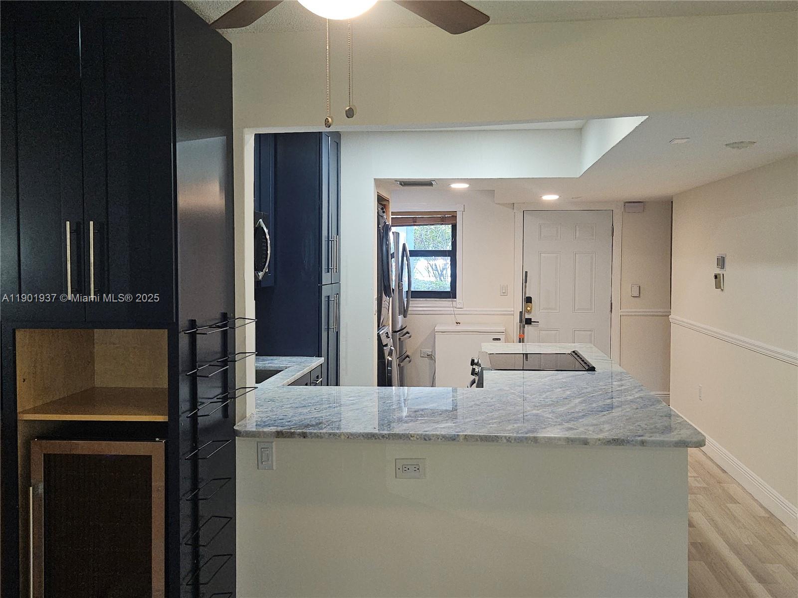 MANARANDA VILLAGE CONDO - Residential Lease