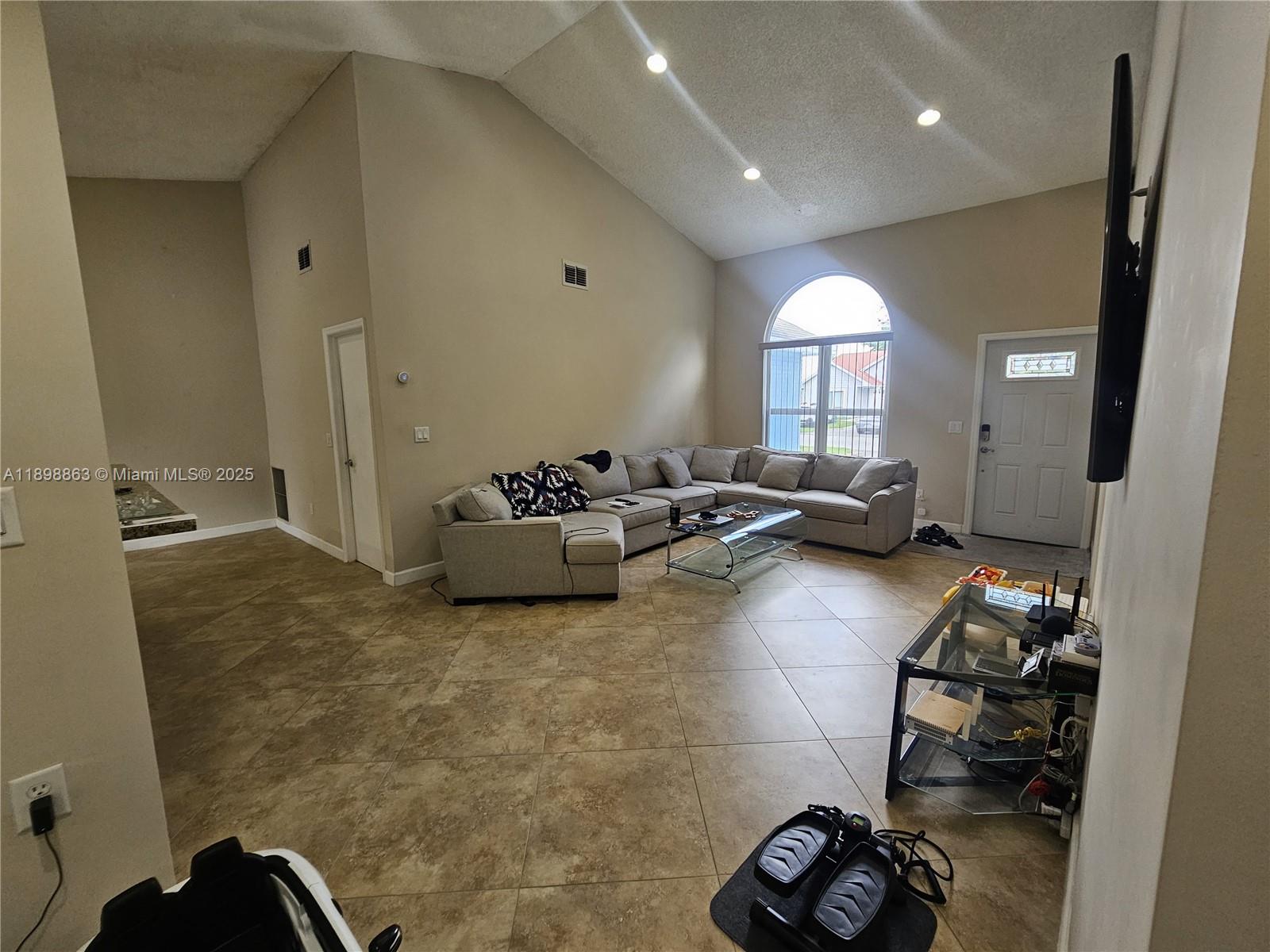 CINNAMON PLACE 1 - Residential