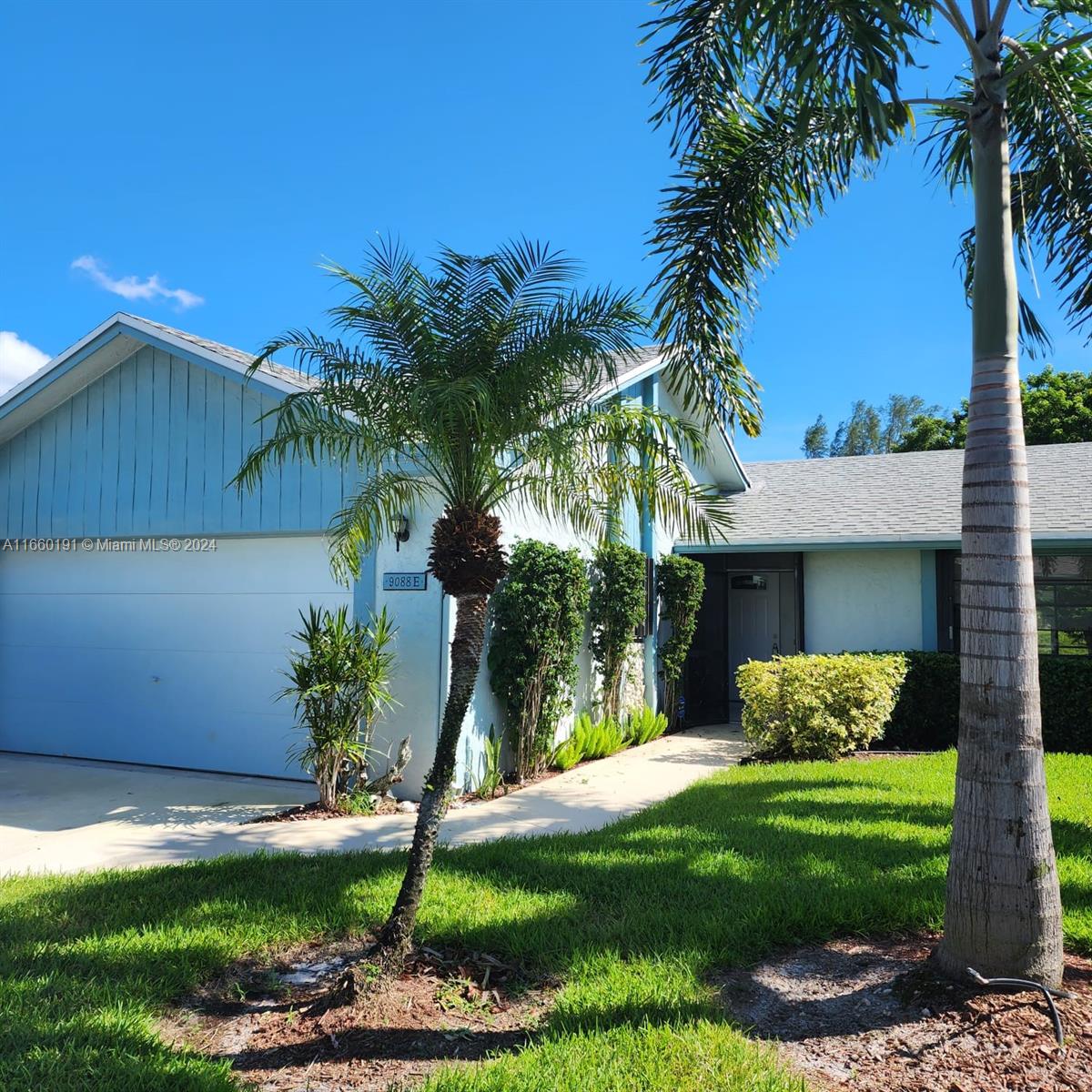 SANDALFOOT COVE SEC 12 - Residential