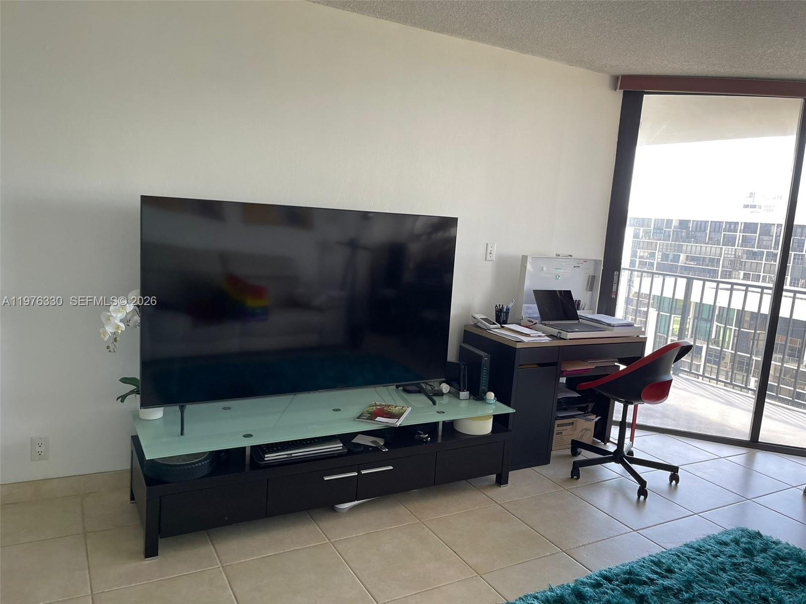BRICKELL PLACE CONDO - Residential Lease