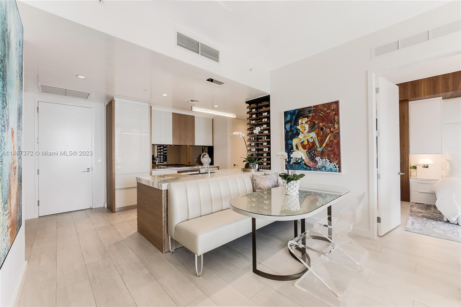 CLUB RESIDENCES AT PARK GR - Residential