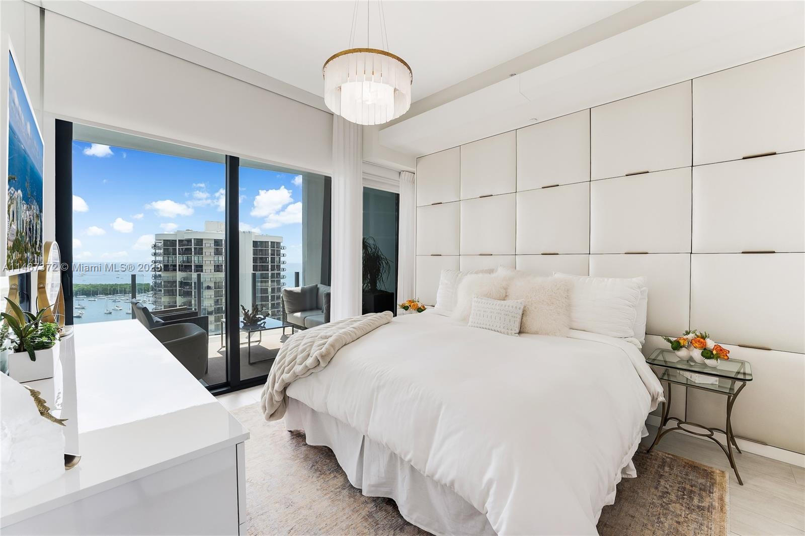 CLUB RESIDENCES AT PARK GR - Residential