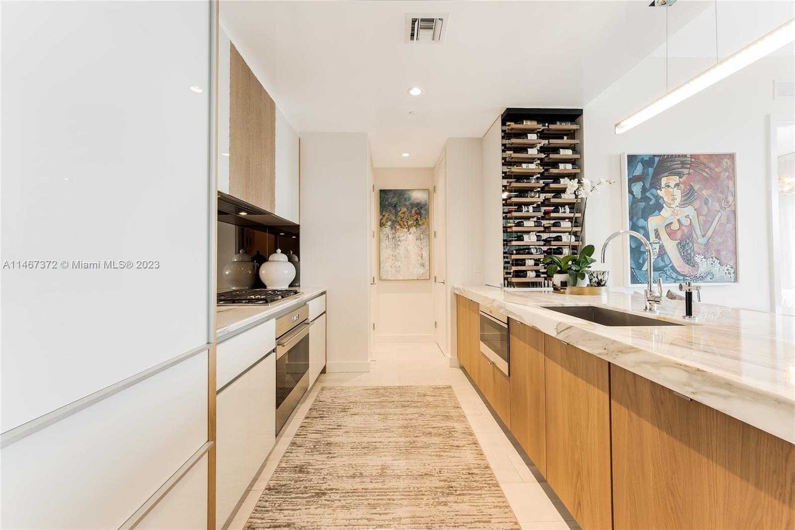 CLUB RESIDENCES AT PARK GR - Residential