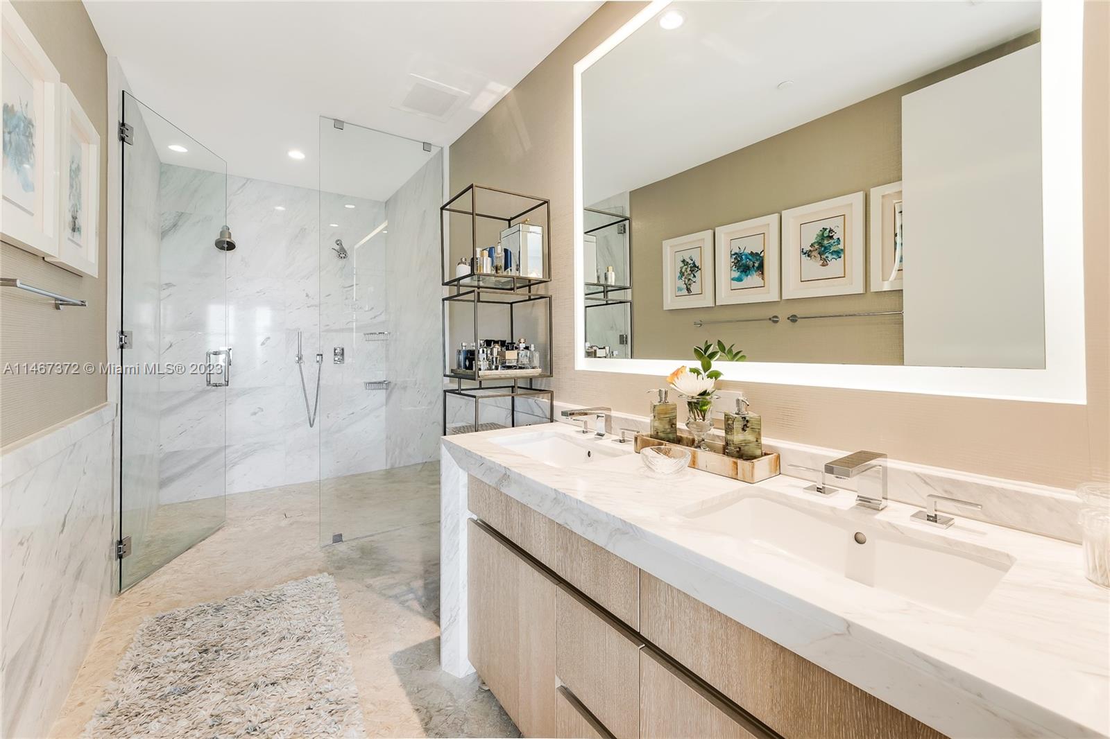 CLUB RESIDENCES AT PARK GR - Residential