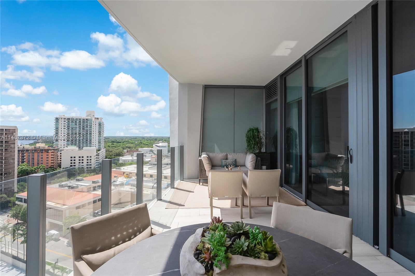 CLUB RESIDENCES AT PARK GR - Residential