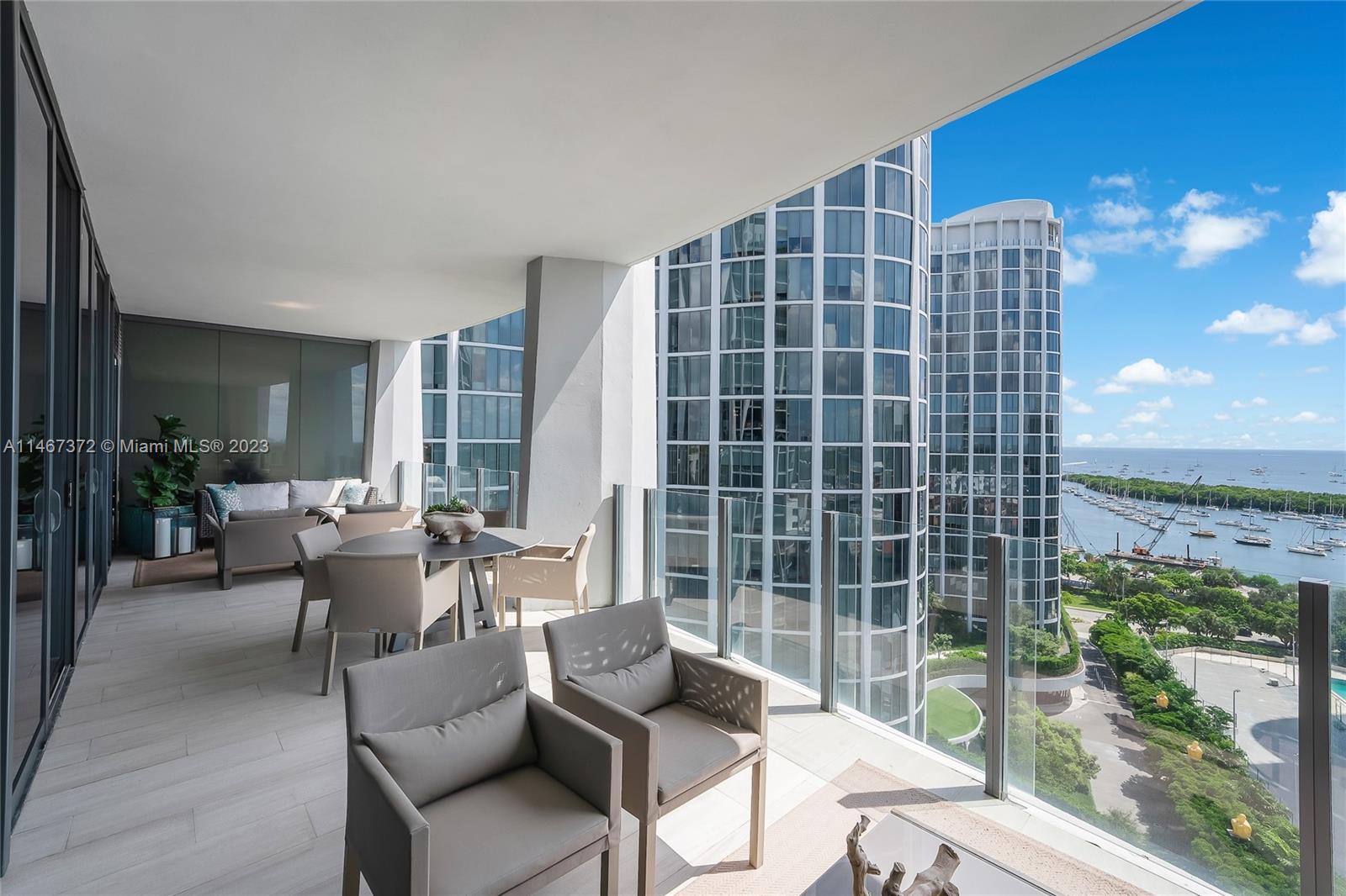 CLUB RESIDENCES AT PARK GR - Residential