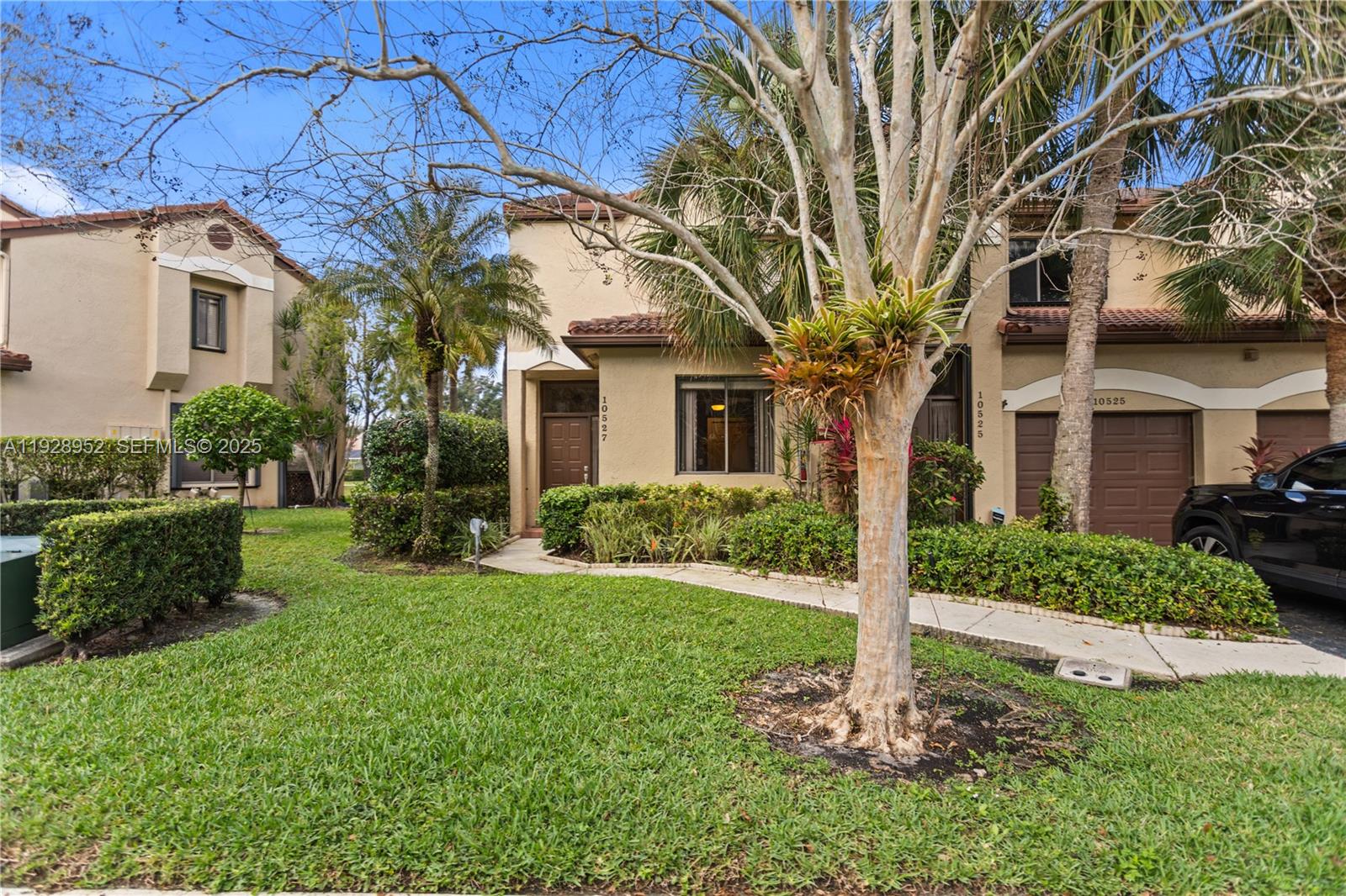 BRIDGEWATER CONDO - Residential