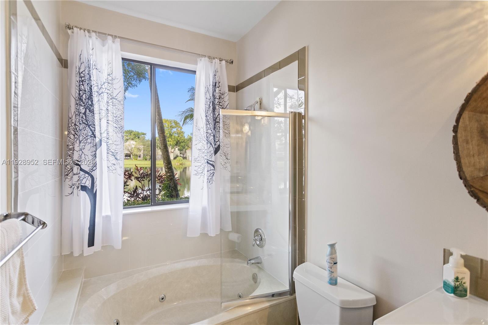 BRIDGEWATER CONDO - Residential