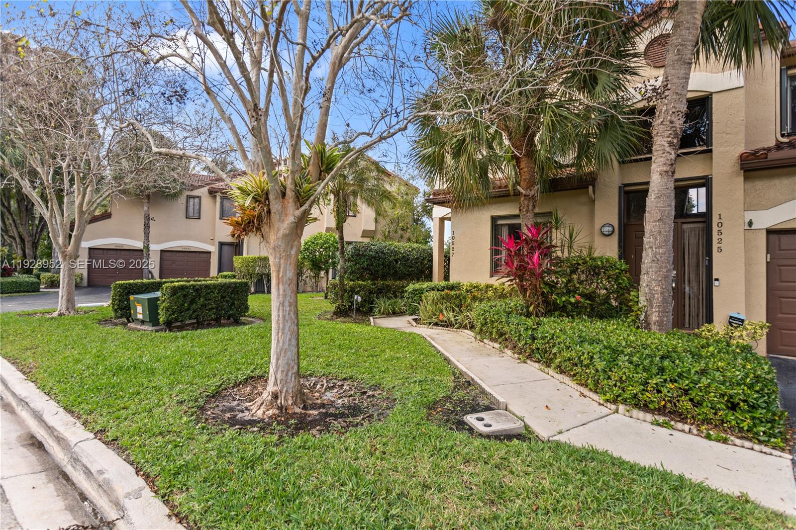 BRIDGEWATER CONDO - Residential