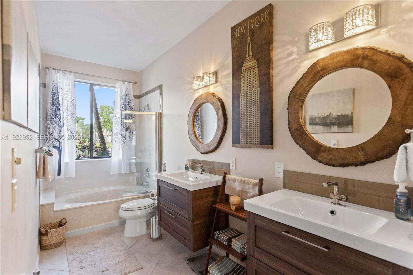 BRIDGEWATER CONDO - Residential