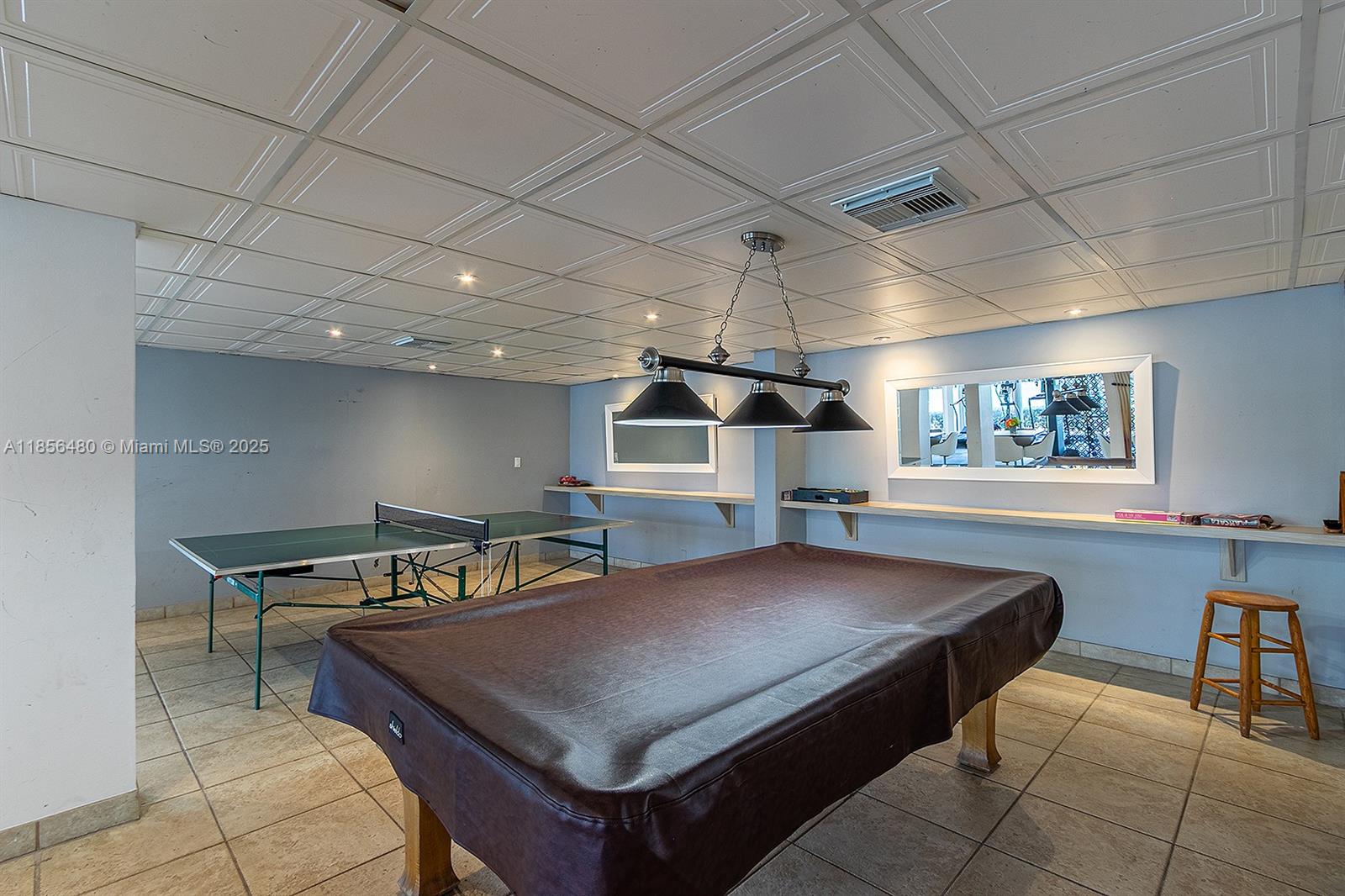 DORSEY ARMS CONDO - Residential