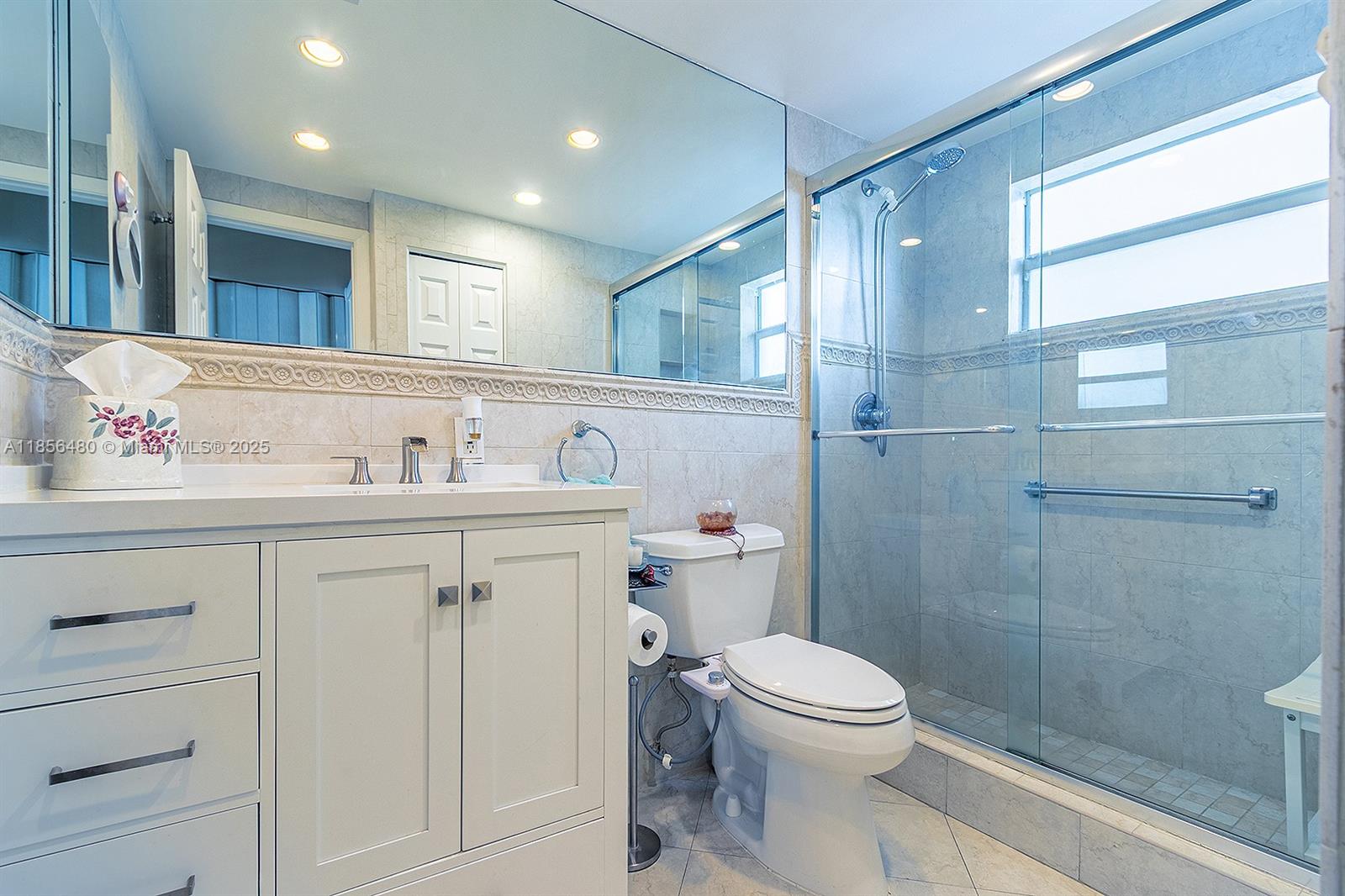 DORSEY ARMS CONDO - Residential