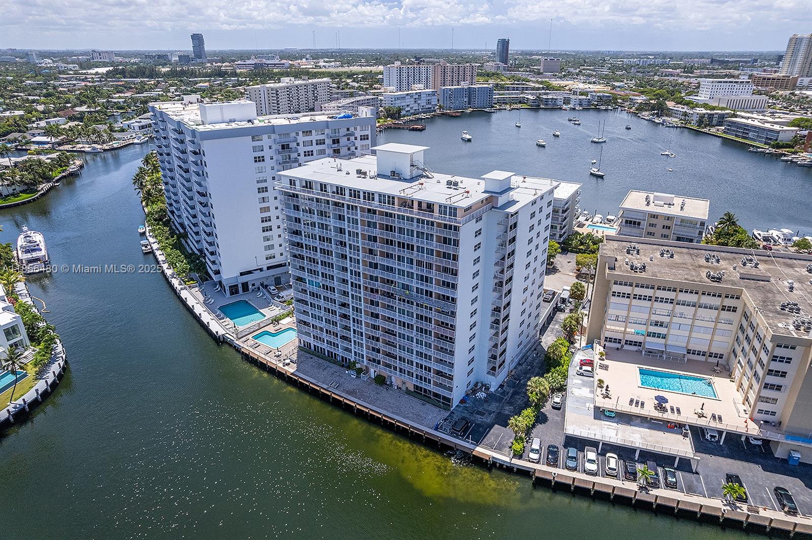 DORSEY ARMS CONDO - Residential