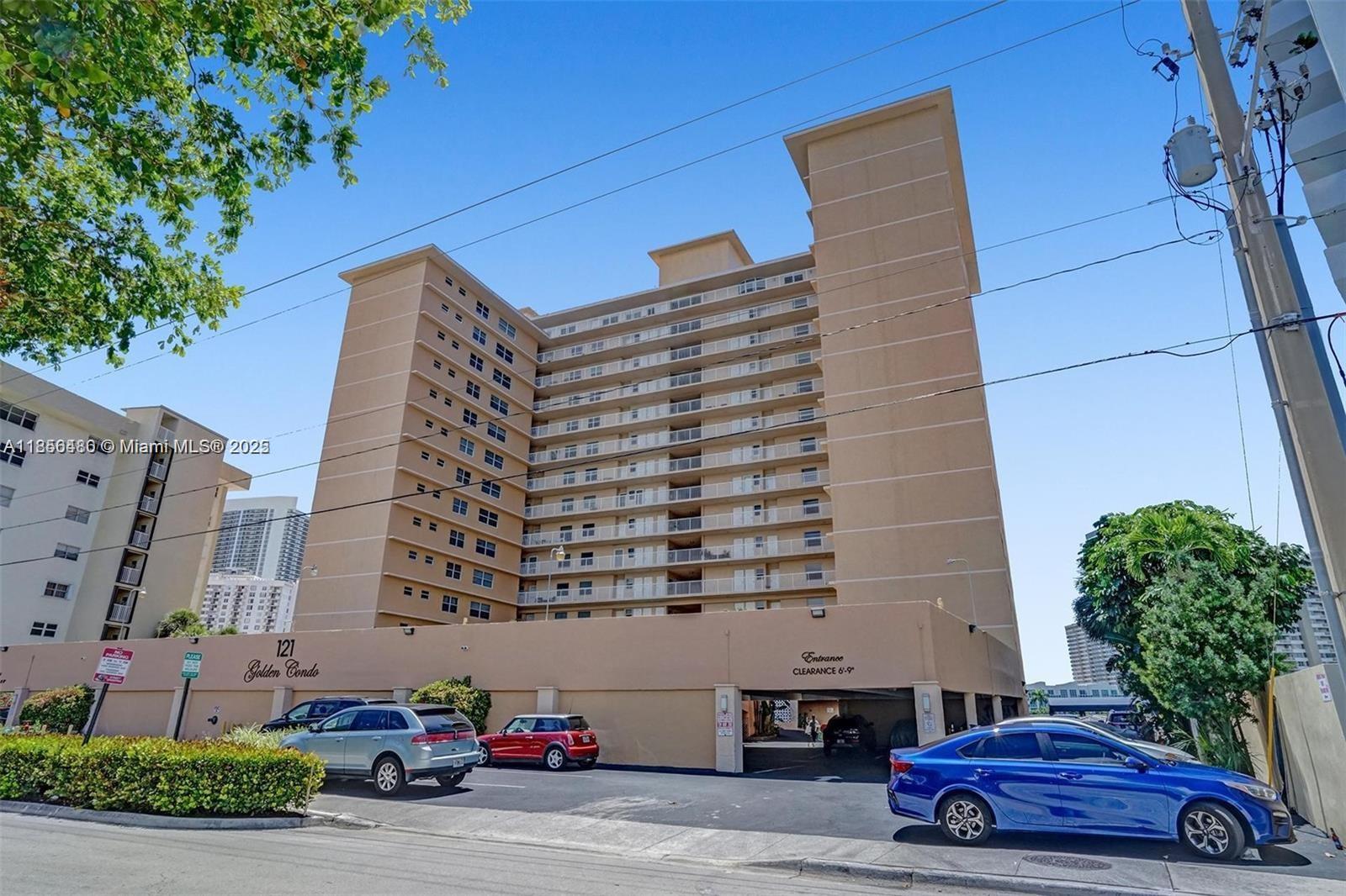 DORSEY ARMS CONDO - Residential