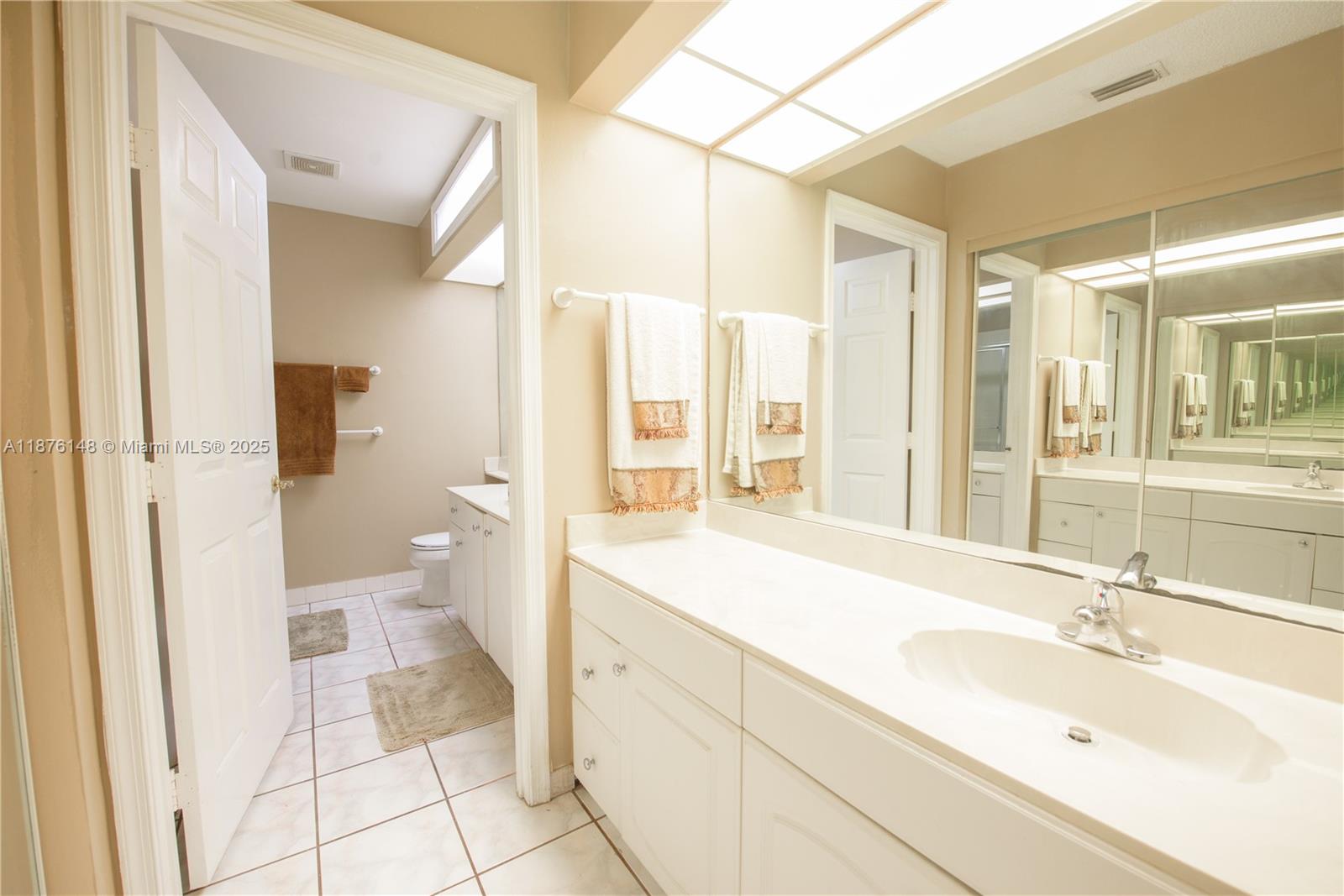 KEYS-GATE NO 1 - Residential