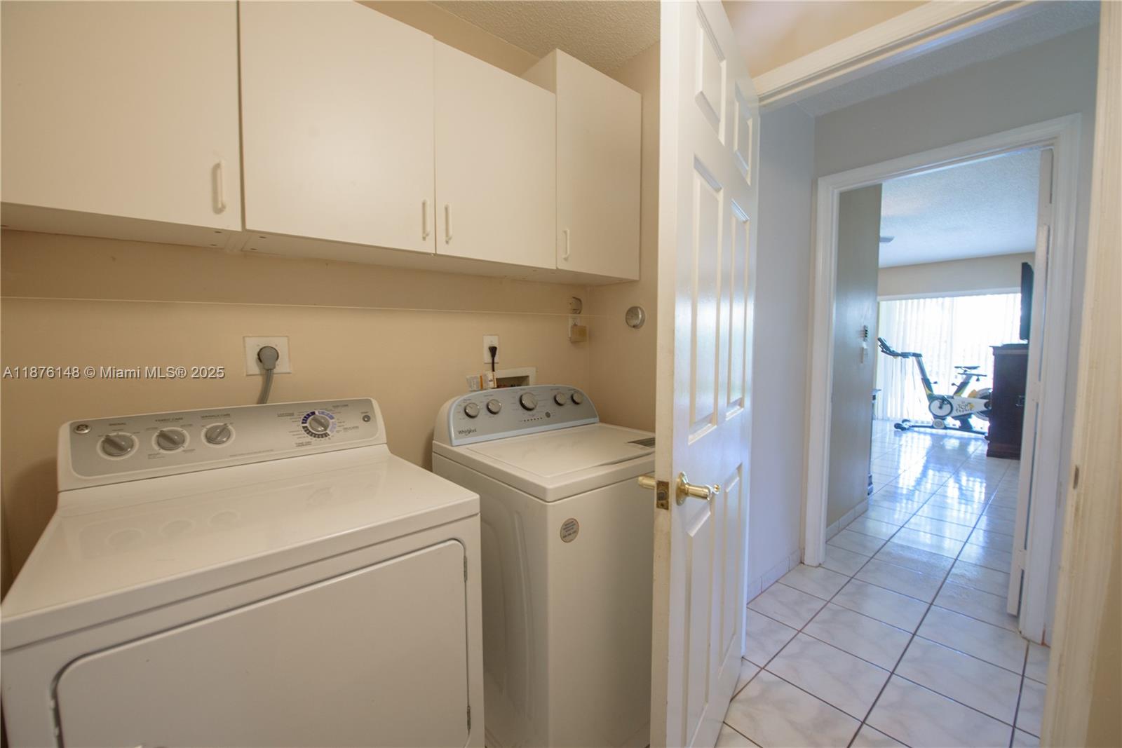 KEYS-GATE NO 1 - Residential