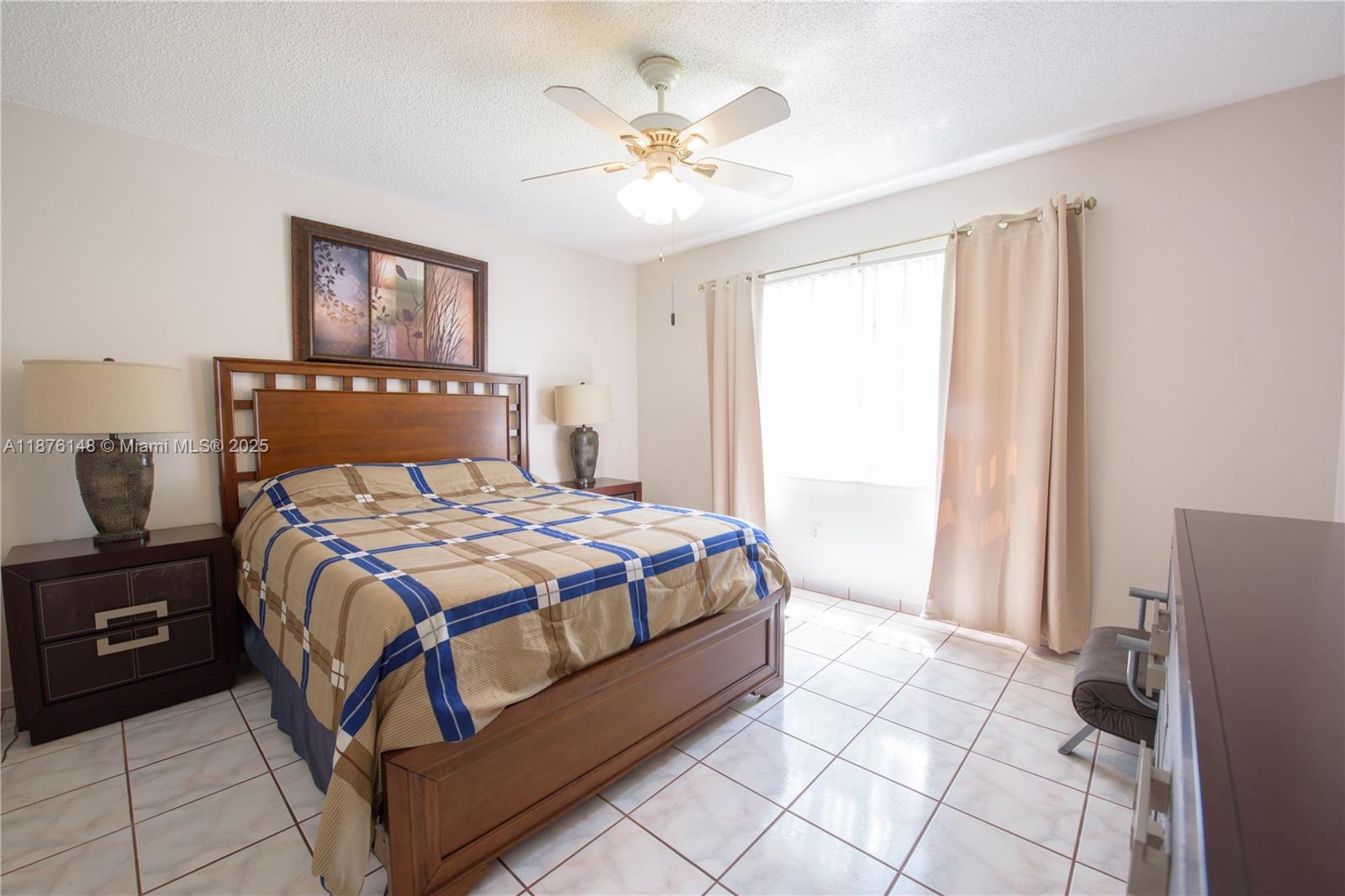 KEYS-GATE NO 1 - Residential