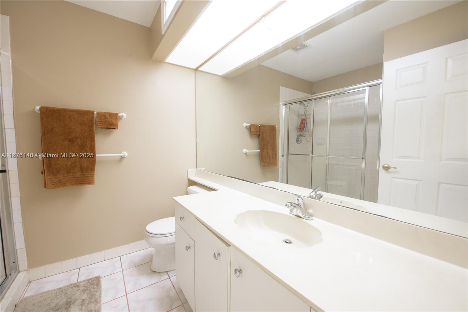 KEYS-GATE NO 1 - Residential