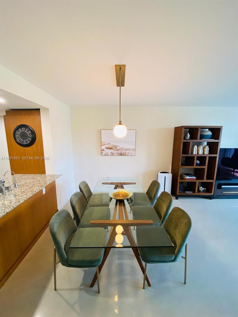 HARBOUR HOUSE - Residential Lease