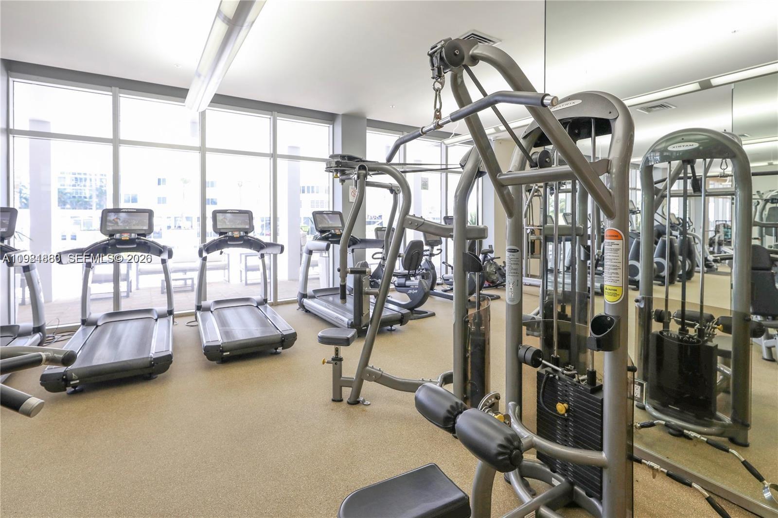 10275 E Collins Ave 324