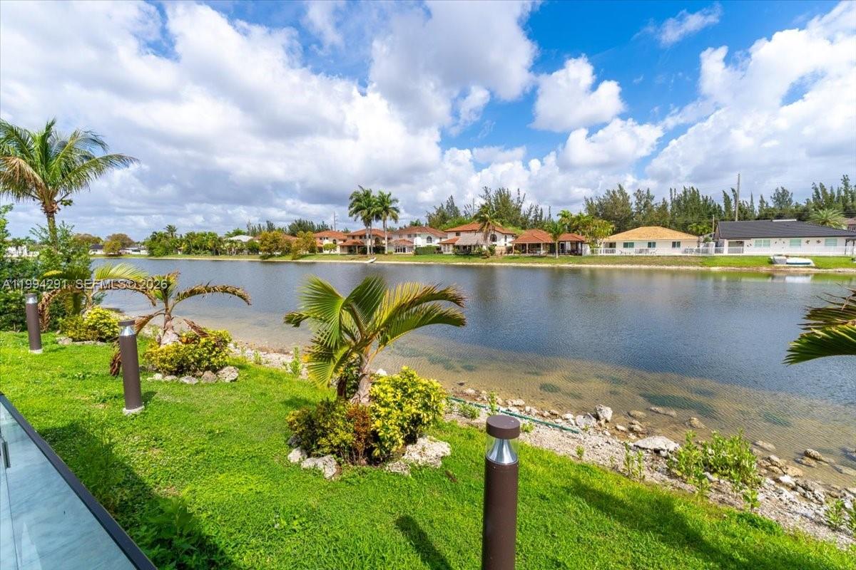 PARK LAKES BY THE MEADOWS - Residential