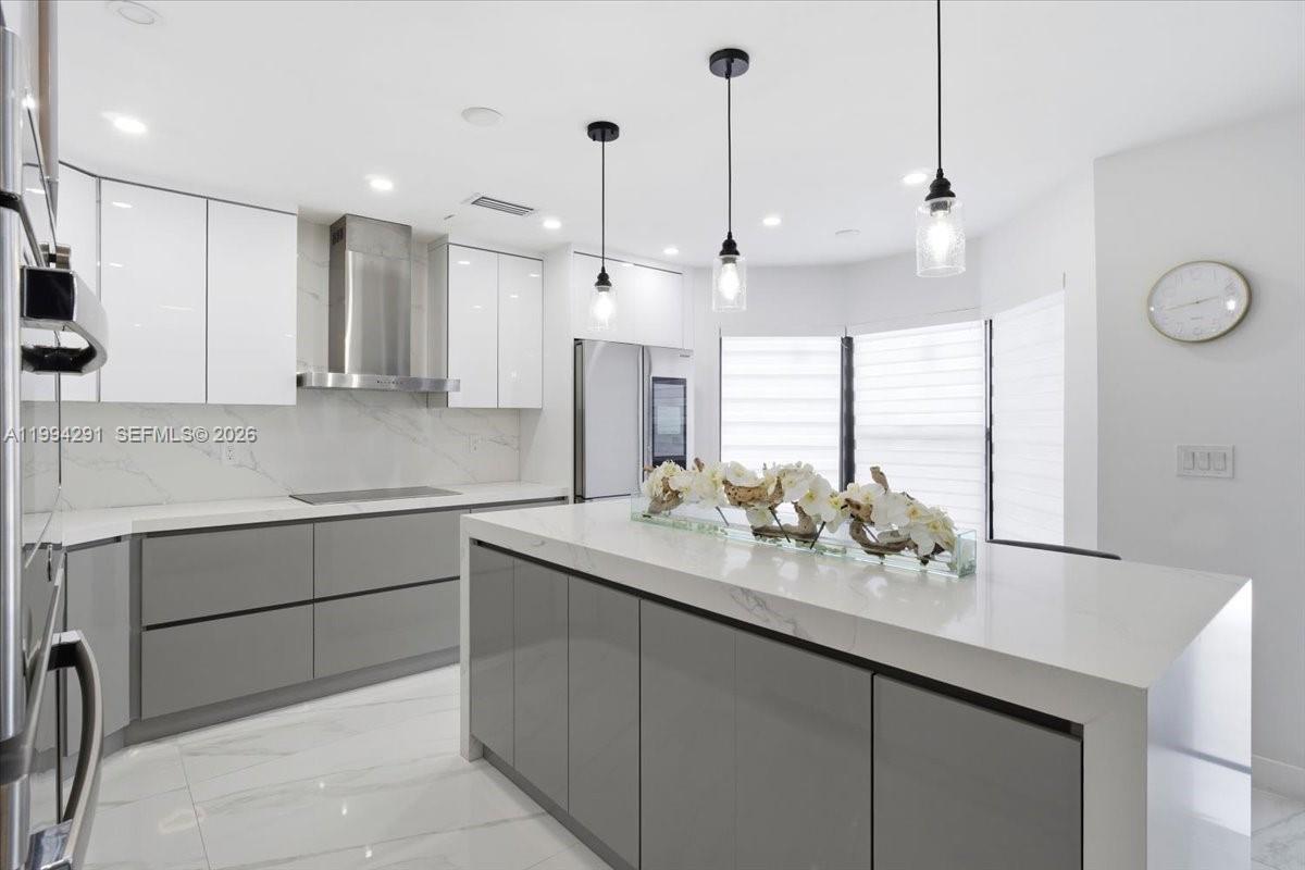 PARK LAKES BY THE MEADOWS - Residential