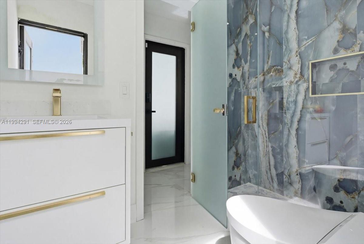 PARK LAKES BY THE MEADOWS - Residential