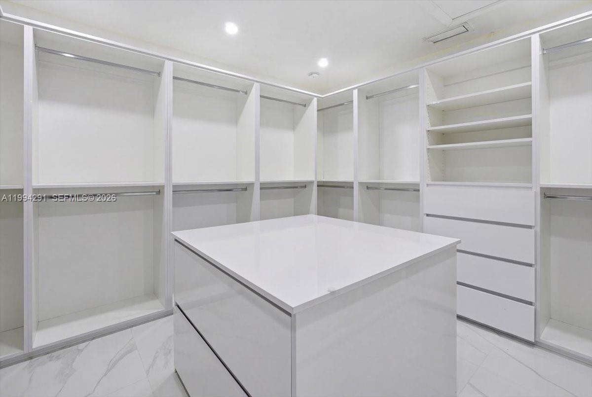 PARK LAKES BY THE MEADOWS - Residential