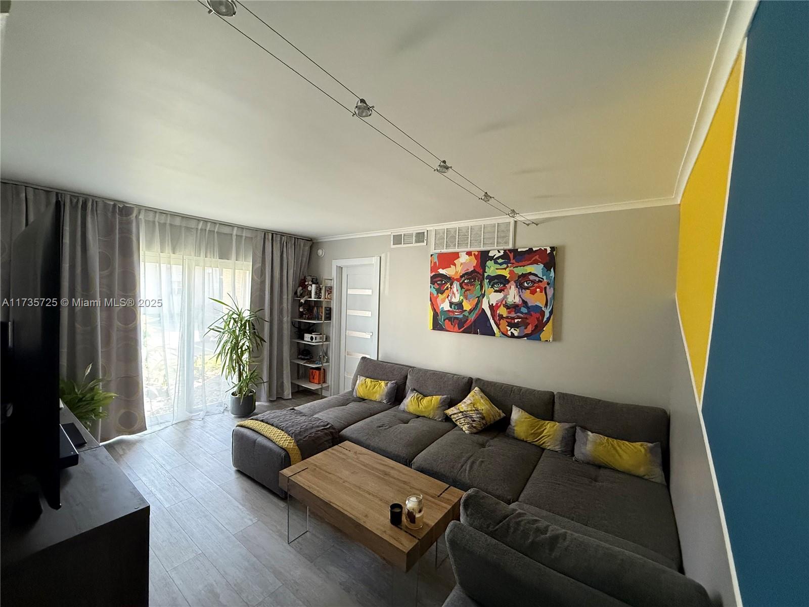 EMBARCADERO CONDO - Residential
