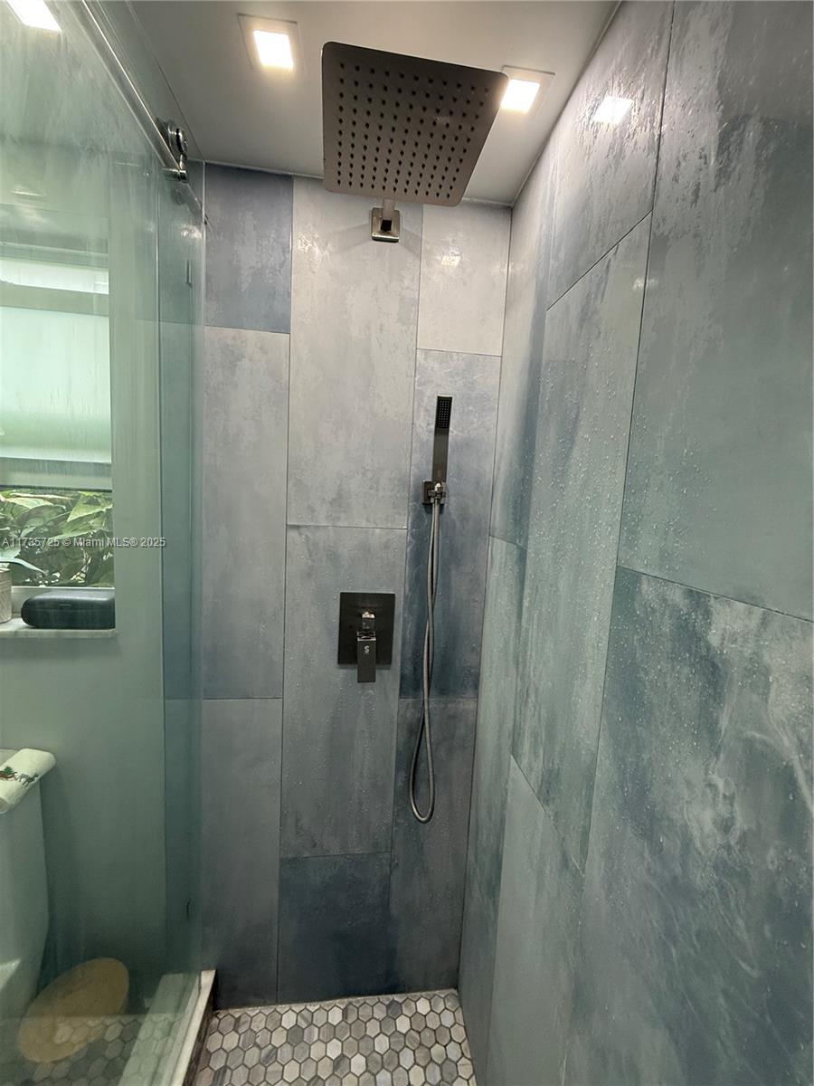 EMBARCADERO CONDO - Residential
