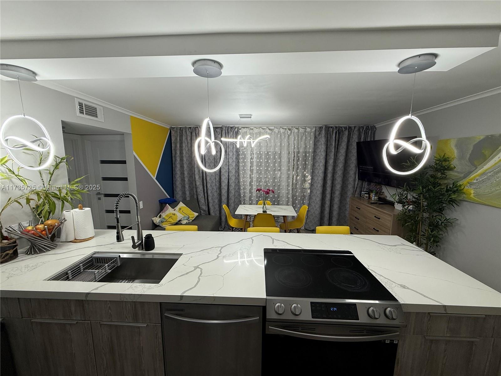 EMBARCADERO CONDO - Residential